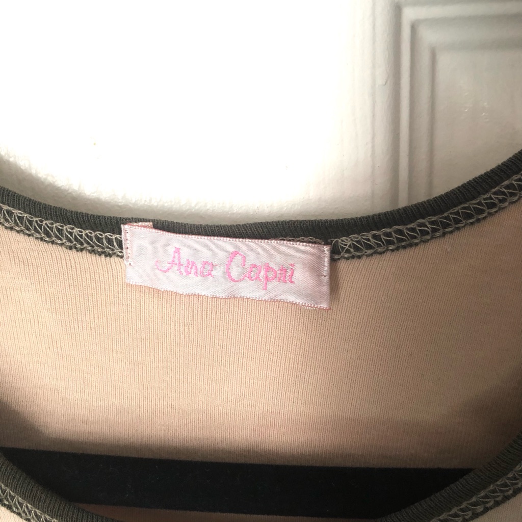 Ana Capri Beige Tank Top With Olive Trim Cropped